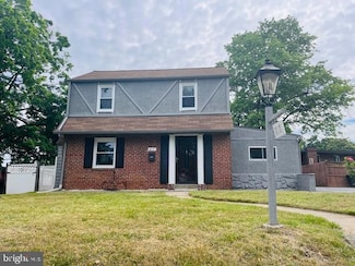 817 E Penn Pines Blvd, Aldan, PA 19018