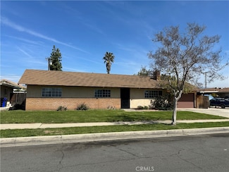 878 E Holly St, Rialto, CA 92376