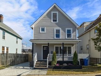 9 Fennell St, Somerville, MA 02145