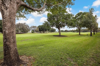 11570 Briarwood Cir Unit 1, Boynton Beach, FL 33437