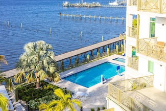 41 SW Seminole St Unit 402, Stuart, FL 34994