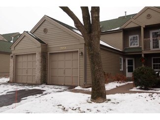 1630 1630 Rose Hill Cir, Lauderdale, MN 55108