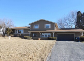 929 Idaho Ave, Davenport, IA 52804