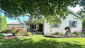 215 Barb Ct, Heath, OH 43056