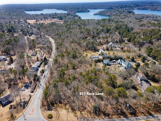 817 Race Ln, Marstons Mills, MA 2648
