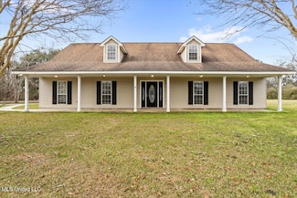 10 Pin Oak Ct, Picayune, MS 39466