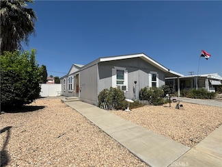 995 Santa Teresa Way, Hemet, CA 92545