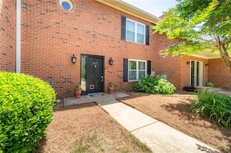 3677 Blackshear Ct, Duluth, GA 30096