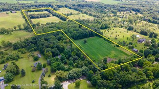 970 E Sherwood Rd, Williamston, MI 48895