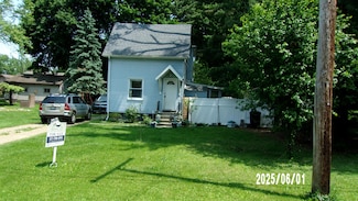 823 21st St, Jackson, MI 49203