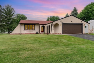 3971 Mcknight Rd N, Saint Paul, MN 55110