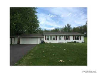 2328 Hydesville Rd, Newark, NY 14513