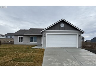 2884 Grouse St, Umatilla, OR 97882