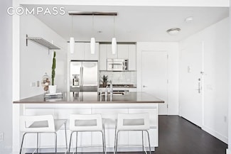 306 Gold St Unit 22B, Brooklyn, NY 11201
