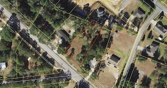 8873 High Bridge Rd, Midway, FL 32343