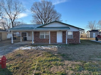 509 Stafford Dr, Portageville, MO 63873