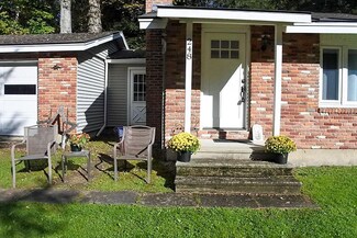 248 Post Rd, Rutland, VT 05701