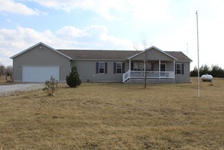 7173 W 700 N, Winamac, IN 46996