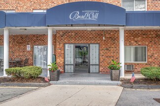 230 Willard St Unit 211, Quincy, MA 02169