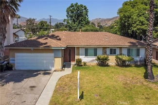 11478 Garrick Ave, Sylmar, CA 91342