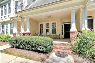 2044 Gable Way Ln, Matthews, NC 28104
