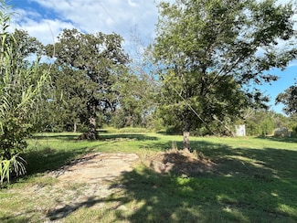 100 N Agnew St, Boyd, TX 76023