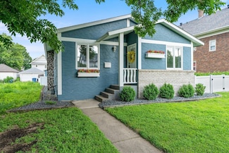 607 Adams St NE, Minneapolis, MN 55413