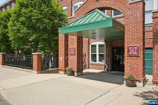 262 Main St Unit 201, Little Falls, NJ 07424