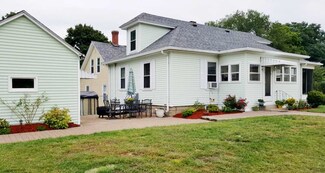 122 Pinard St, Manchester, NH 03102