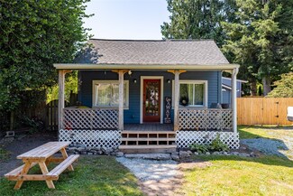 31438 W 3rd St, Lyman, WA 98263