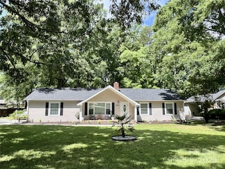 1937 Hickory Dr, Lancaster, SC 29720