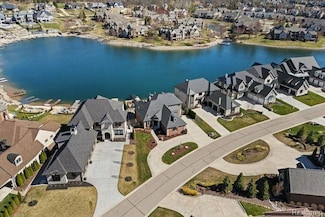 8353 Pier Point Ct, South Lyon, MI 48178