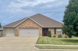 11082 Meadowsweet Dr, Prairie Grove, AR 72753