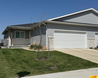 3545 Little Bluestem Rd, Fremont, NE 68025