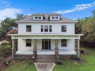 401 Avenue 1 NE, Atkins, AR 72823