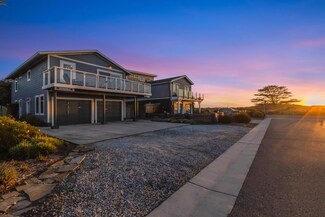 206 Washington Blvd, Half Moon Bay, CA 94019