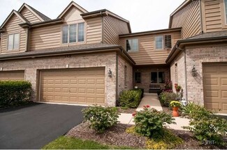 150 Santa fe Ln, Willow Springs, IL 60480