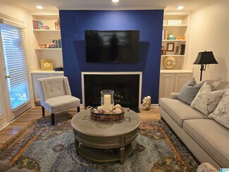 703 Gables Dr, Hoover, AL 35244