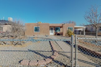 2120 Palomas Dr NE, Albuquerque, NM 87110