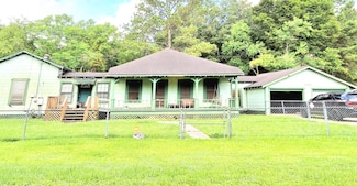 1662 S Ann St, Sour Lake, TX 77659