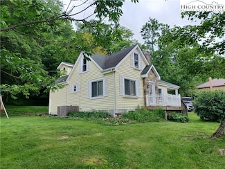 5700 N Us 19e Hwy, Newland, NC 28657