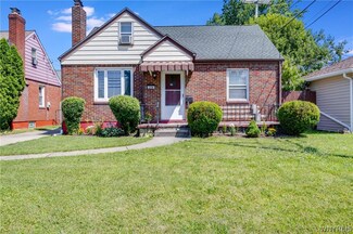 358 Cleveland Dr, Buffalo, NY 14215