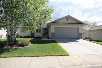 445 Falcon Ridge Dr, Sheridan, WY 82801