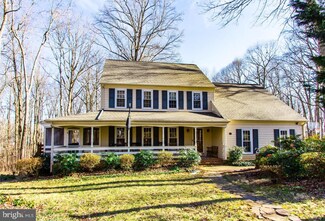4405 Lakewood Dr, Warrenton, VA 20187