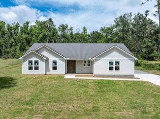 236 SW Country Club Estates Rd, Madison, FL 32340