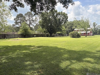 13825 N Amiss Rd, Baton Rouge, LA 70810