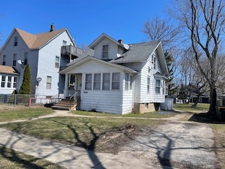 2711 Elim Ave, Zion, IL 60099