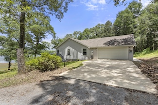 294 Holley King Rd, Defuniak Springs, FL 32433