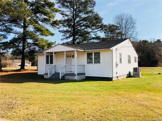 2024 Rolfe Hwy, Dendron, VA 23839