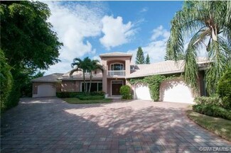 6845 Mill Run Cir, Naples, FL 34109
